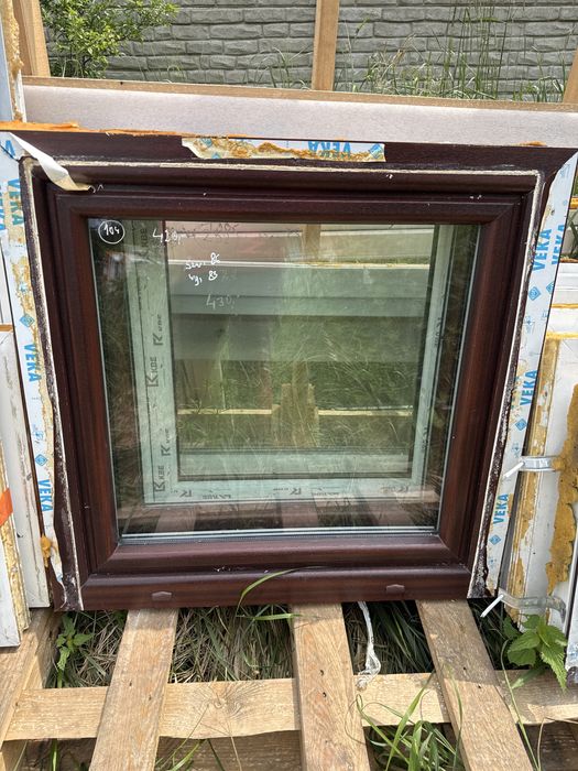 2x okno plastikowe 86x83 machon rozwierno uchylne (demontaz, ru, biale