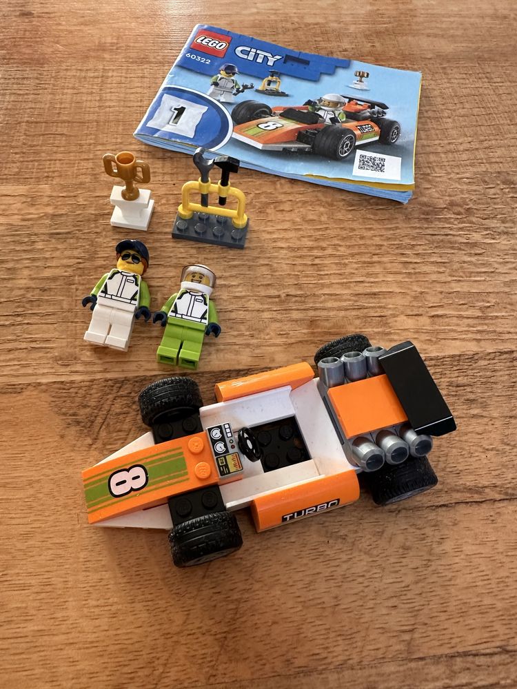 Lego City 60322 wyścigówka