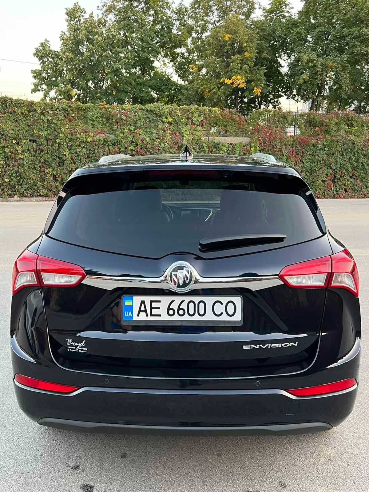 Buick envision 2020