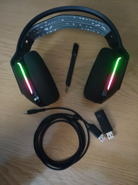 Бездротові ігрові навушники Logitech G733