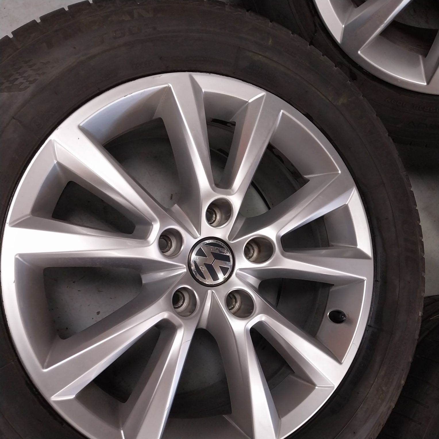 Oryginalne Felgi Aluminiowe VW TOUAREG 18" 5x130 ET53 Super Stan !