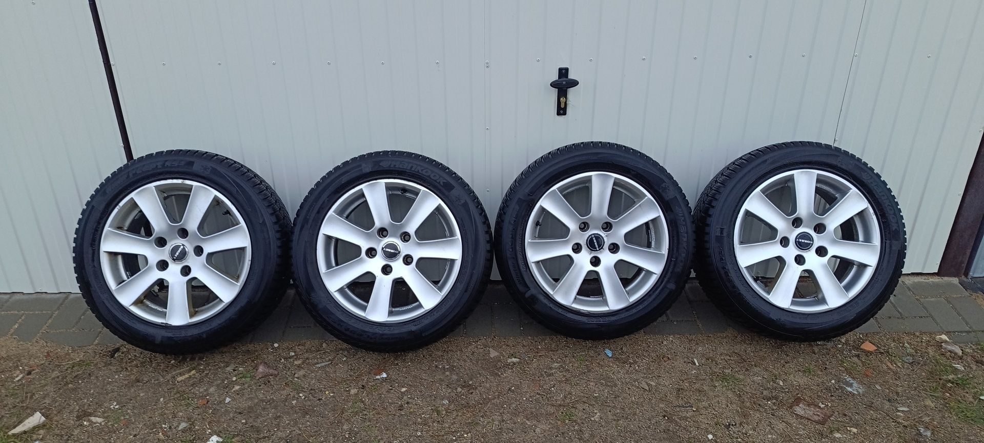 Alufelgi Borbet BMW 5x120 opony 205/55 R16