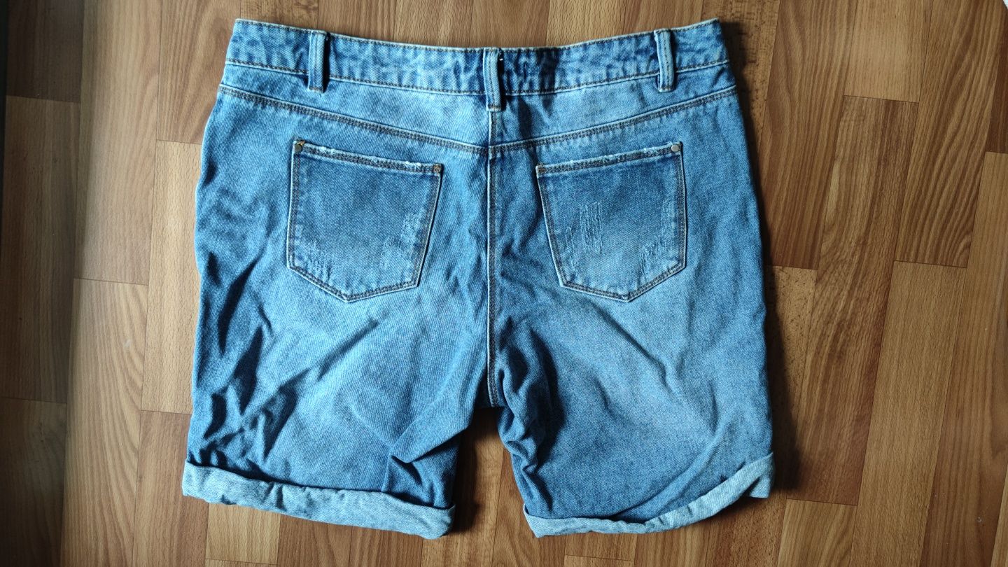 Зручні джинсові шорти George