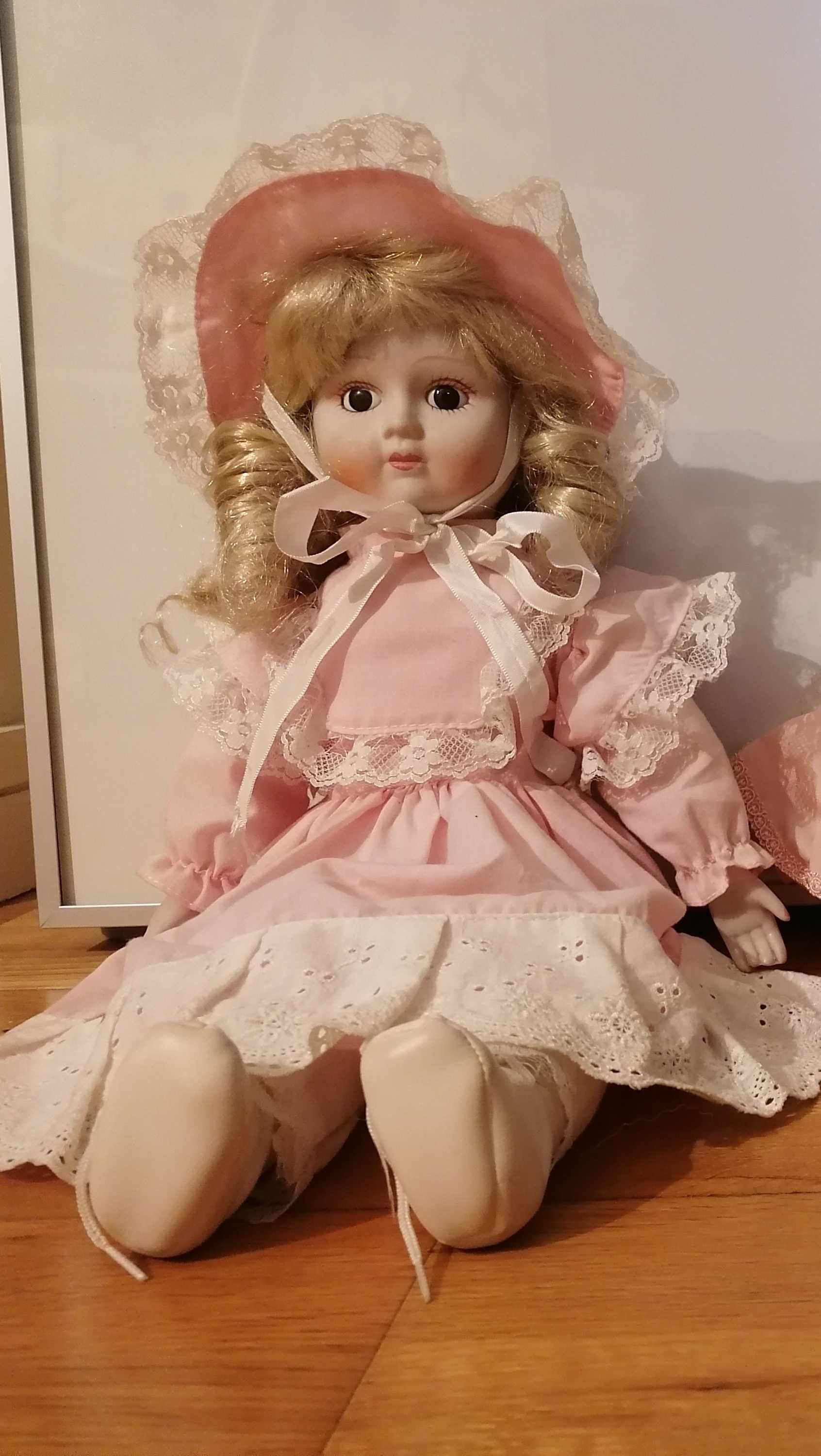 Boneca de porcelana