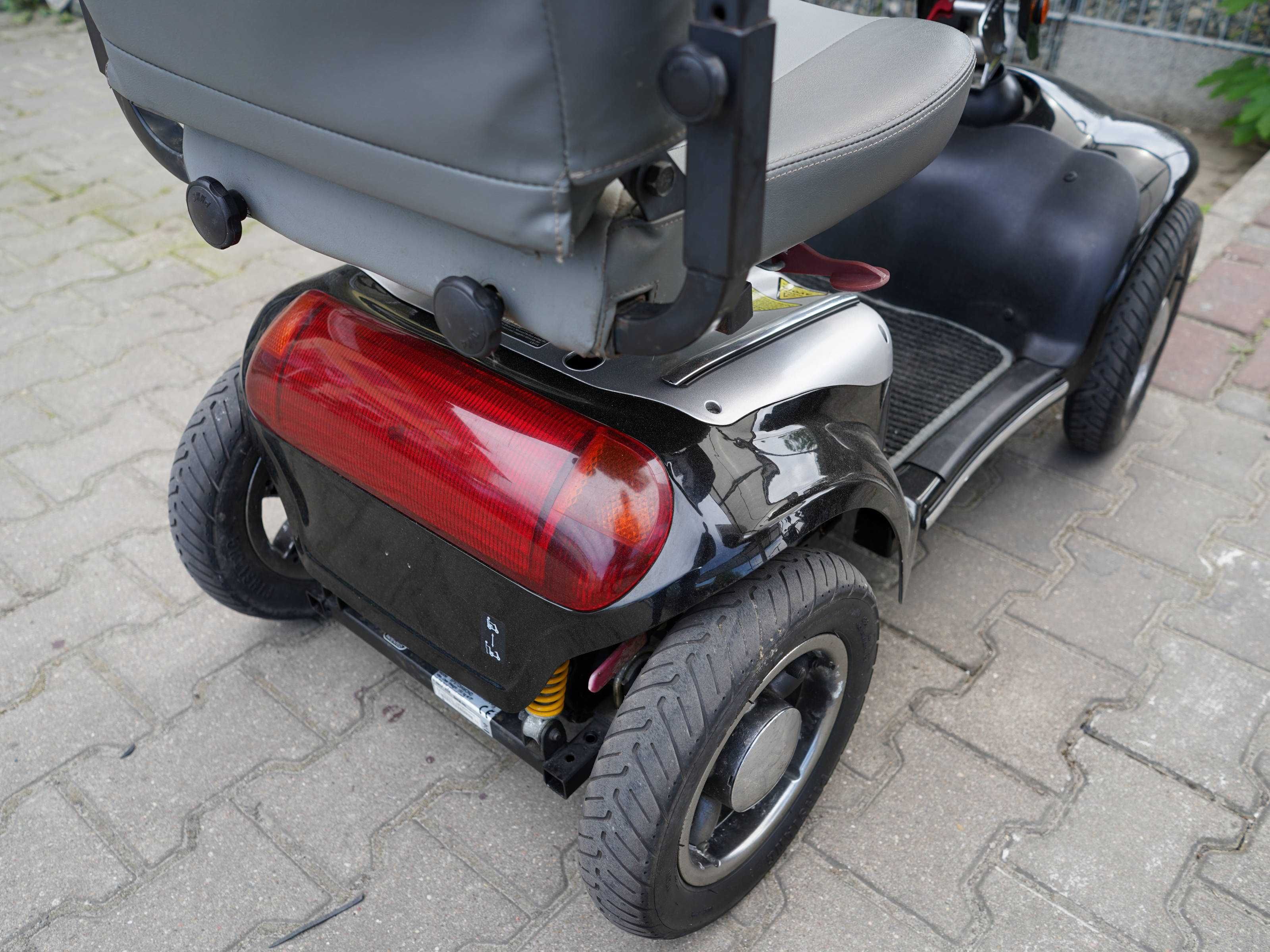 skuter inwalidzki elektryczny wózek Shoprider Runner