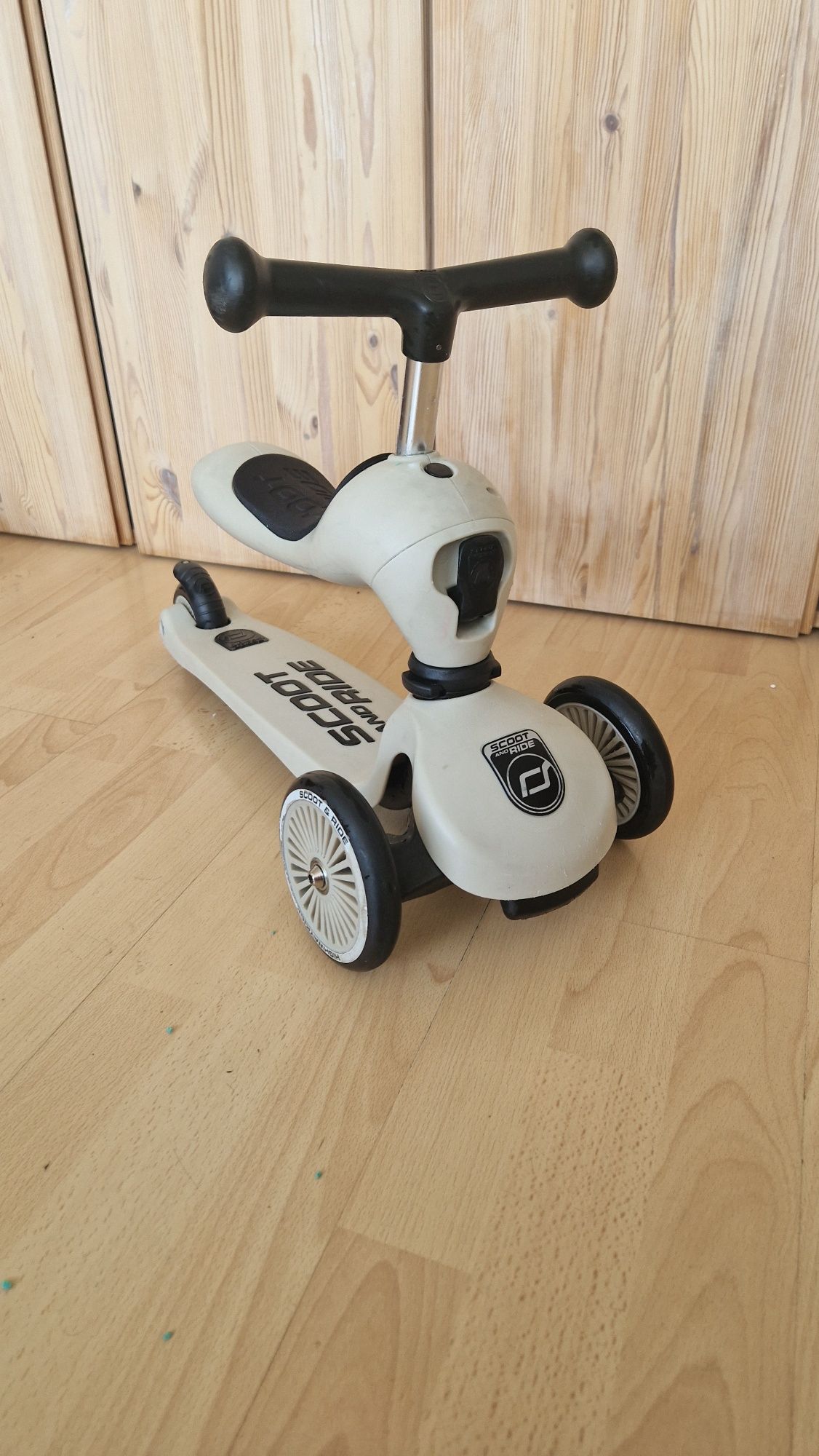 Hulajnoga 2 w 1 rowerek bigowy plus kask scoot and ride