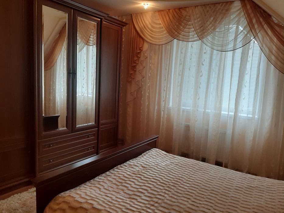 Продаж нового двоповерхового цегляного будинку в м.Немирів