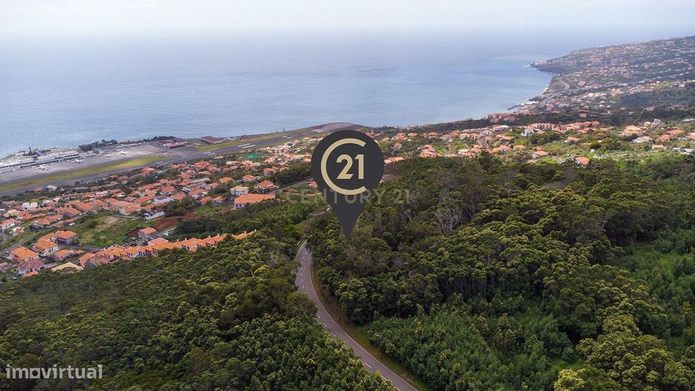 Terreno com 854m² e Potencial de Construção até 300m²