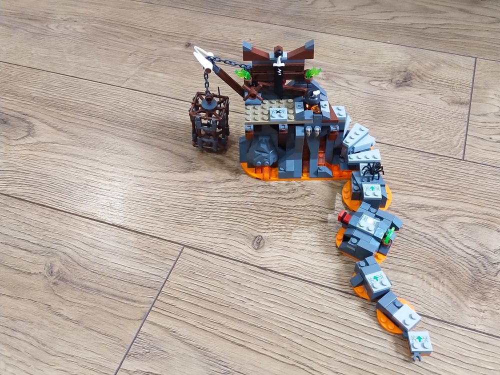 Lego ninjago „podroz do lochow czaszki”