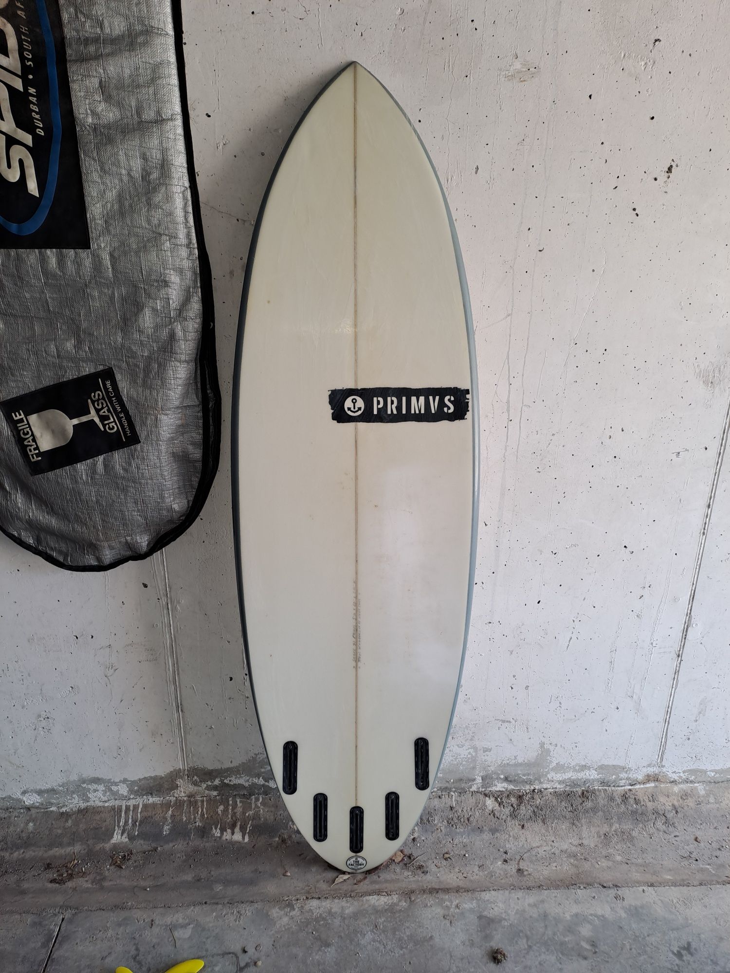 Surfboard  5/10 - 20 - 2 1/2