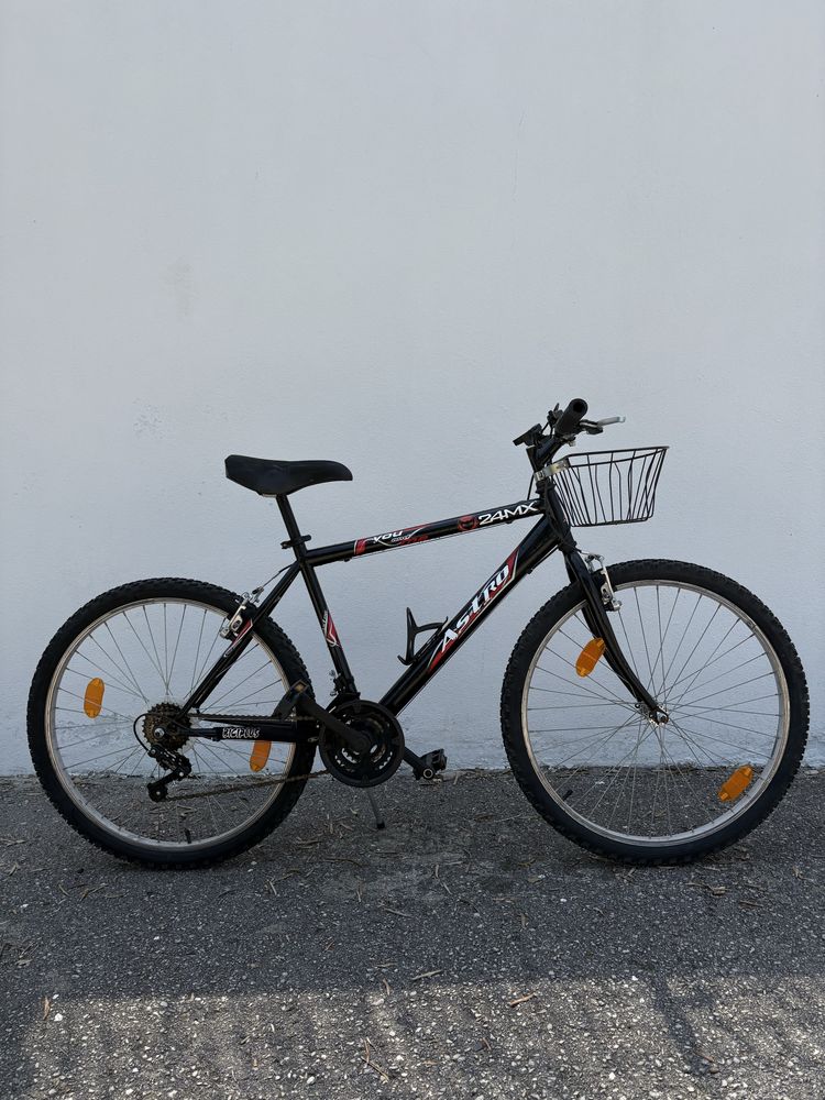 Bicicleta Astro.