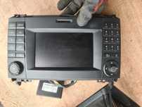 Mercedes Vito W447 radio nawigacja ekran wtyczka