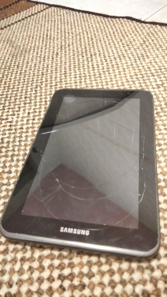 Планшет  Samsung 8GB