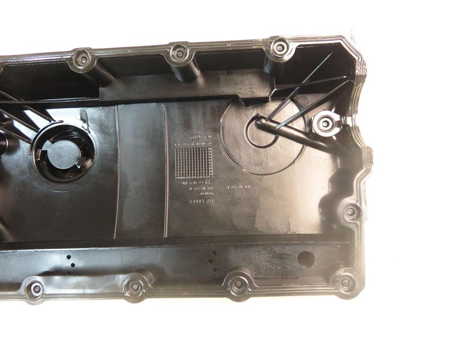 Pokrywa Zaworów Vw Golf IV 1.9 Tdi Pd 115 - Ajm Ajm