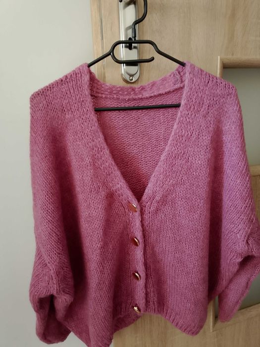 Sweter damski nowy bez metki