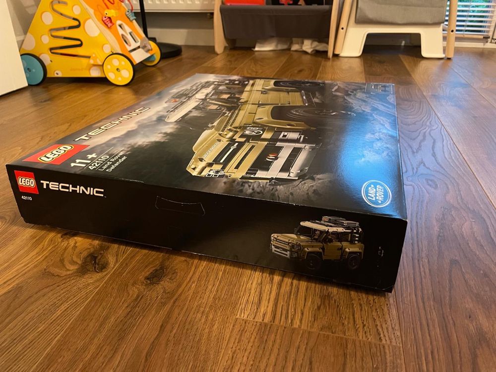 Lego defender 42110