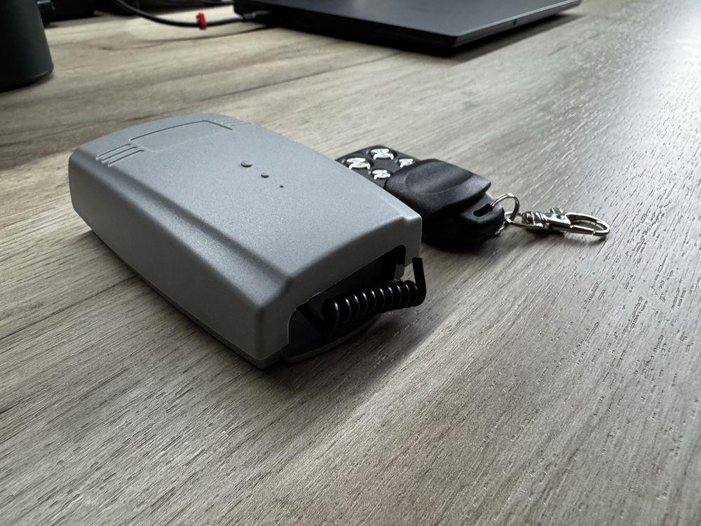Odbiornik napędu bramy Tuya WiFi 433 MHz