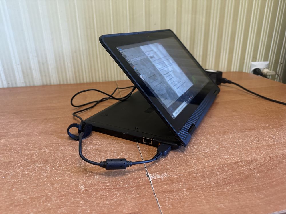 Ноутбук Lenovo 11e 4 ядра х360 СЕНСОРНИЙ!!!