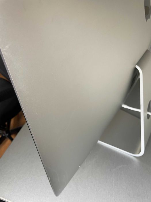 iMac 2019 27" 5K Core-i9 32GB 500GB + 1TB (2xSSD) Radeon Pro 580X 8GB