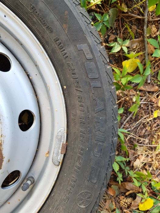 Opona Barum Polaris 205/60 R16 felga