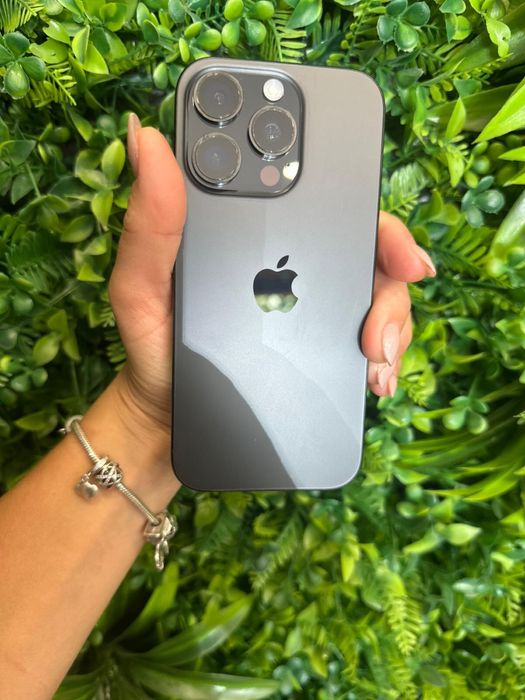 iPhone 16 Pro 256gb Preto