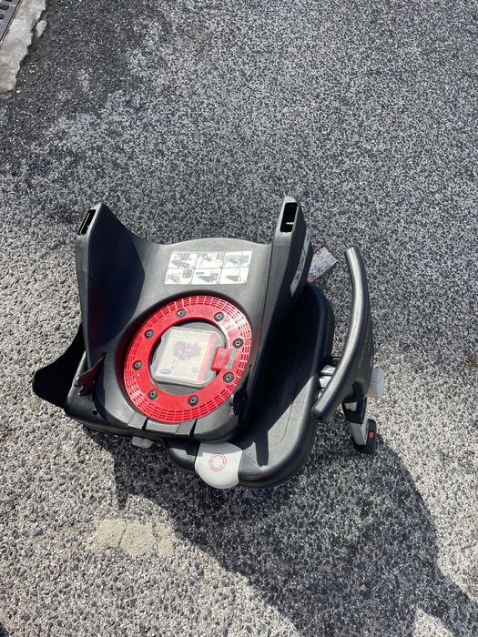 Vendo carrinho Jané + ovo matrix light + base isofix