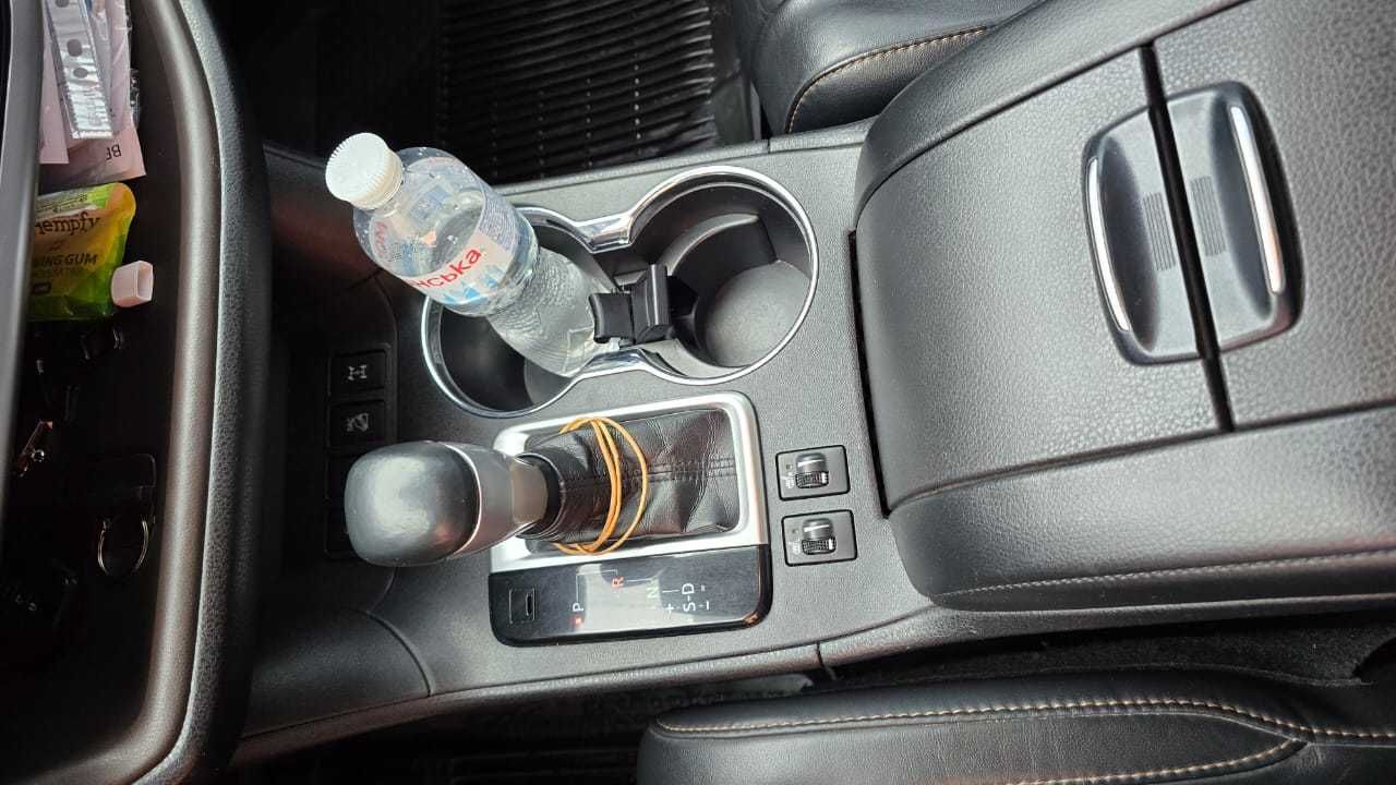Продам TOYOTA  Highlander 2018