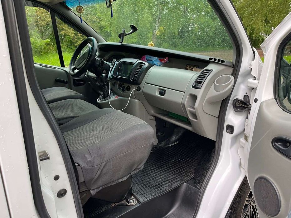 Renault Traffic пасажир