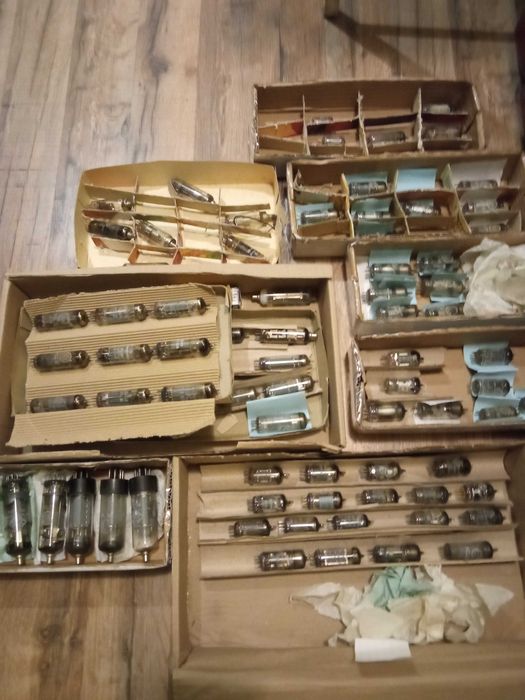 Радиолампы Telefunken Valvo Philips  Siemens