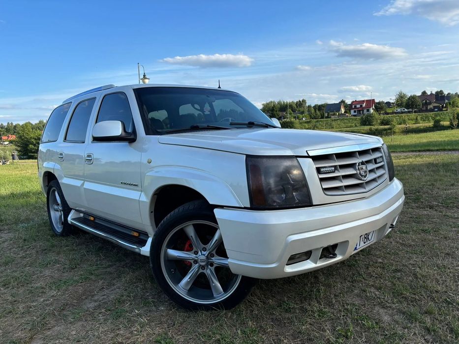 Cadillac Escalade Cadillac Escalade 6.0 V8 350 KM Automat Klima Alu 22 cale 7-os Ben/gaz