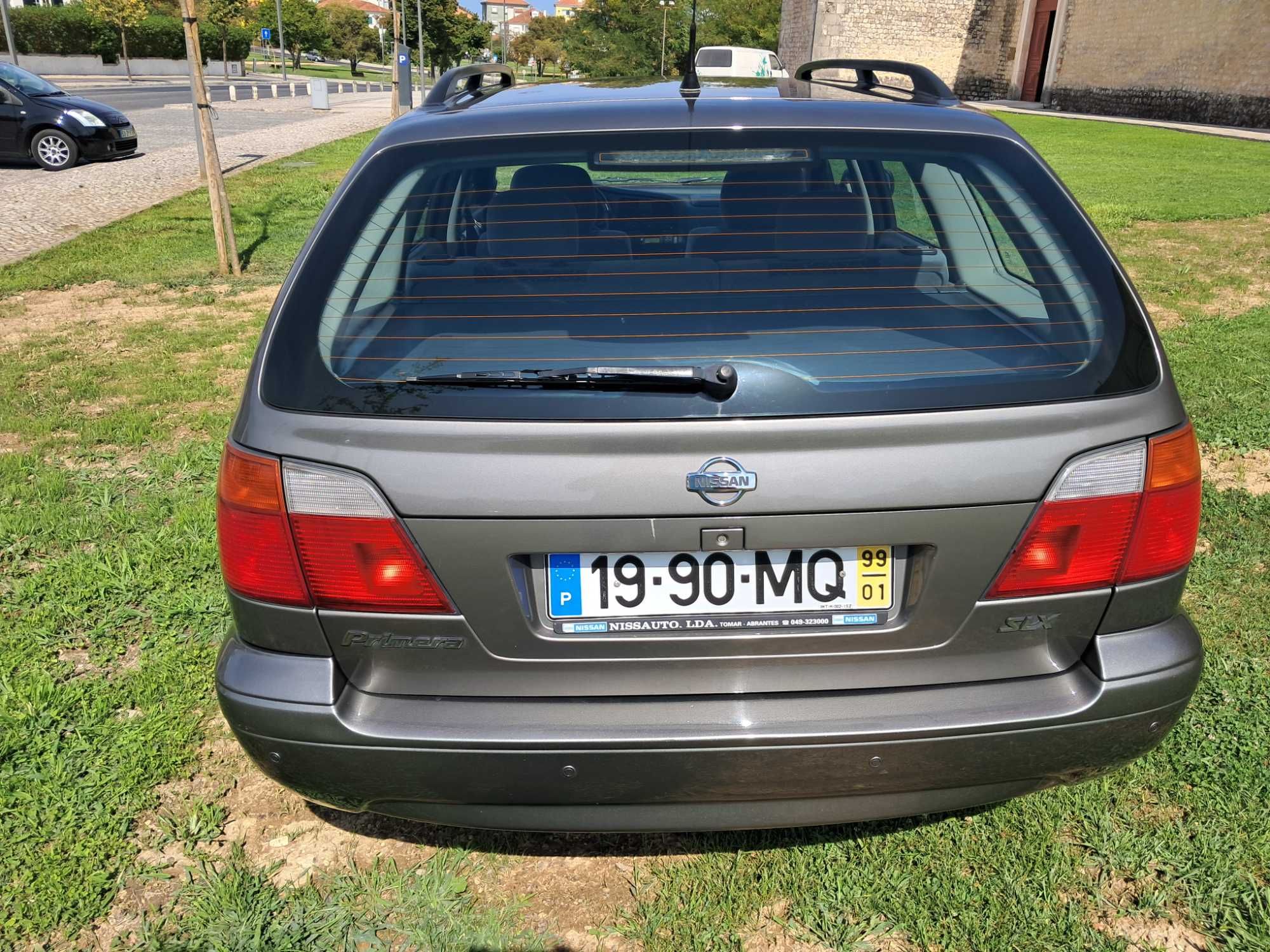 Carrinha 5 lugares de garagem