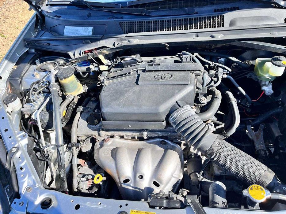 sprzedam toyota rav 4 fl 2004 r 2.0 150 KM