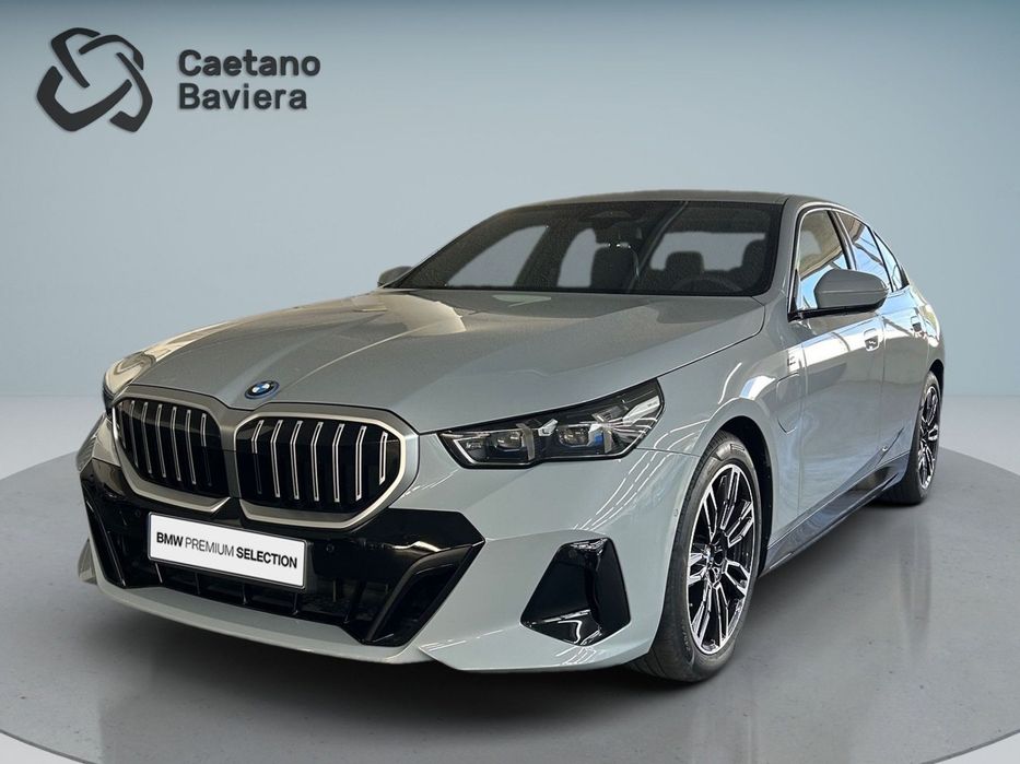 BMW 530 e Pack Desportivo M