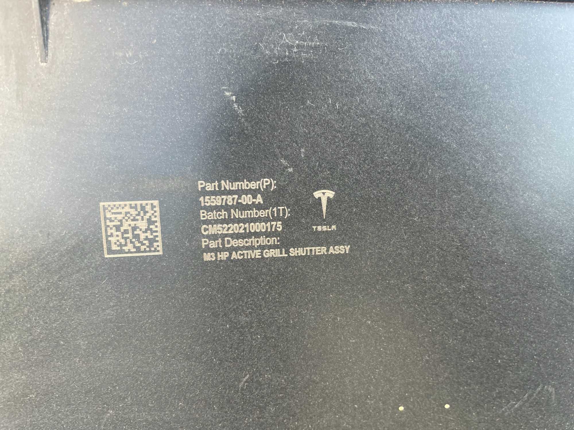 Tesla m3 люверс рестайлинг оригінал Tesla 3 новий 1559787-00-a 2021-24