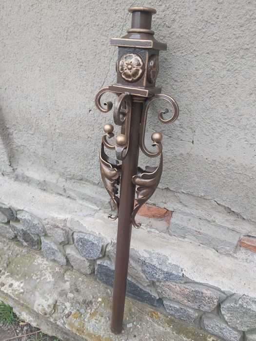 Фонарный столб. Столб для уличного фонаря. Стовп ліхтарний.