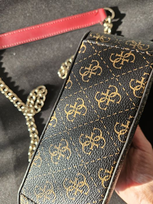 Torebka Guess nowa bez metki