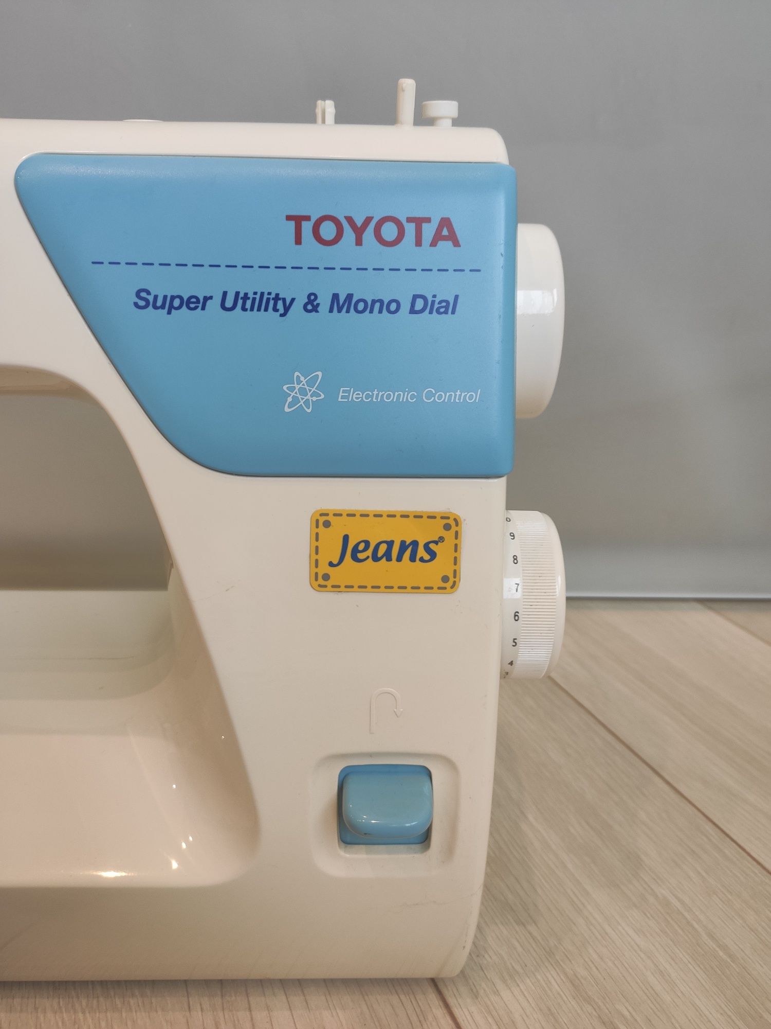 Швейна машинка Toyota JSA 21 Jeans