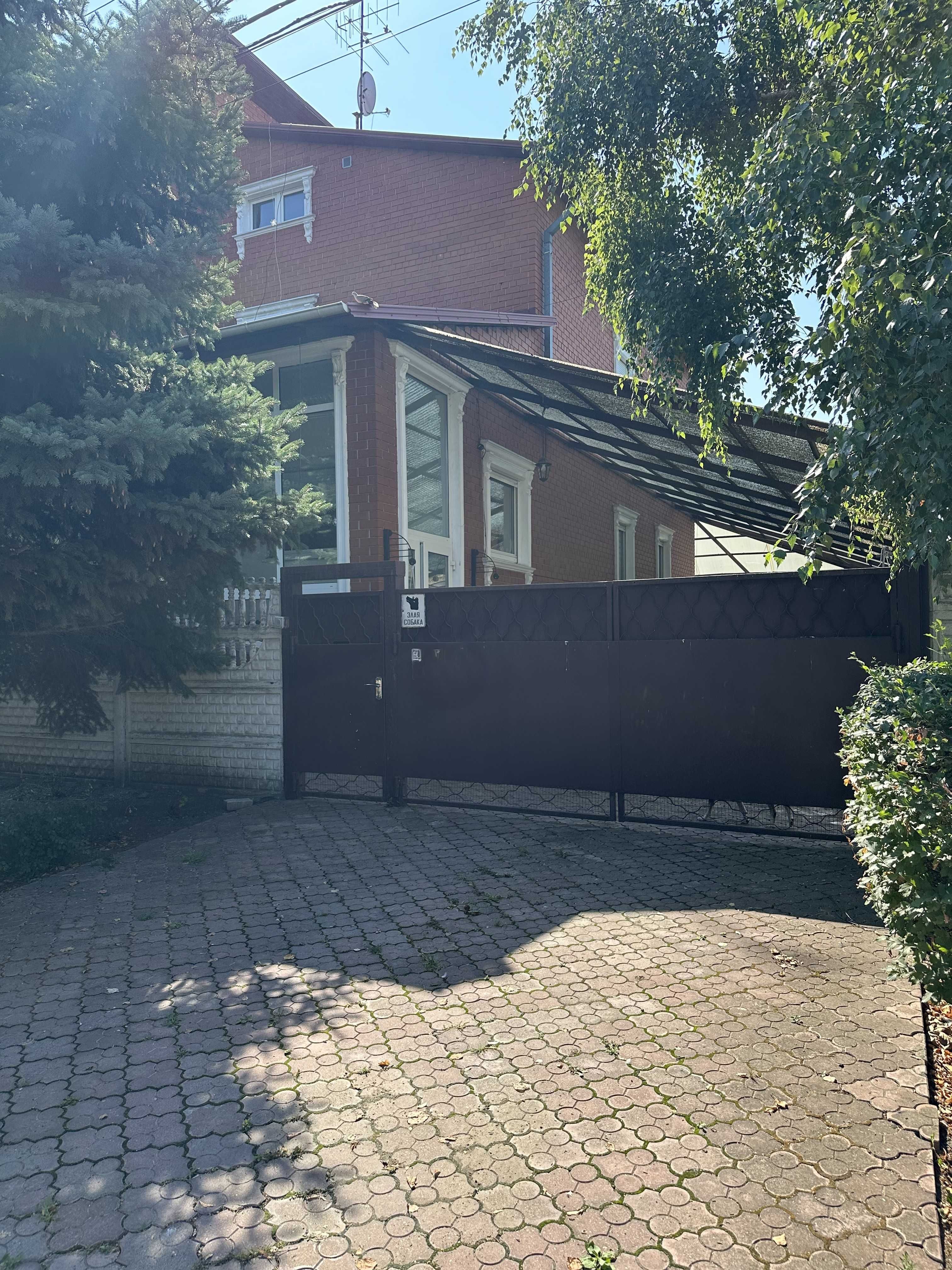 Шикарный дом в Александровке СРОЧНО!!