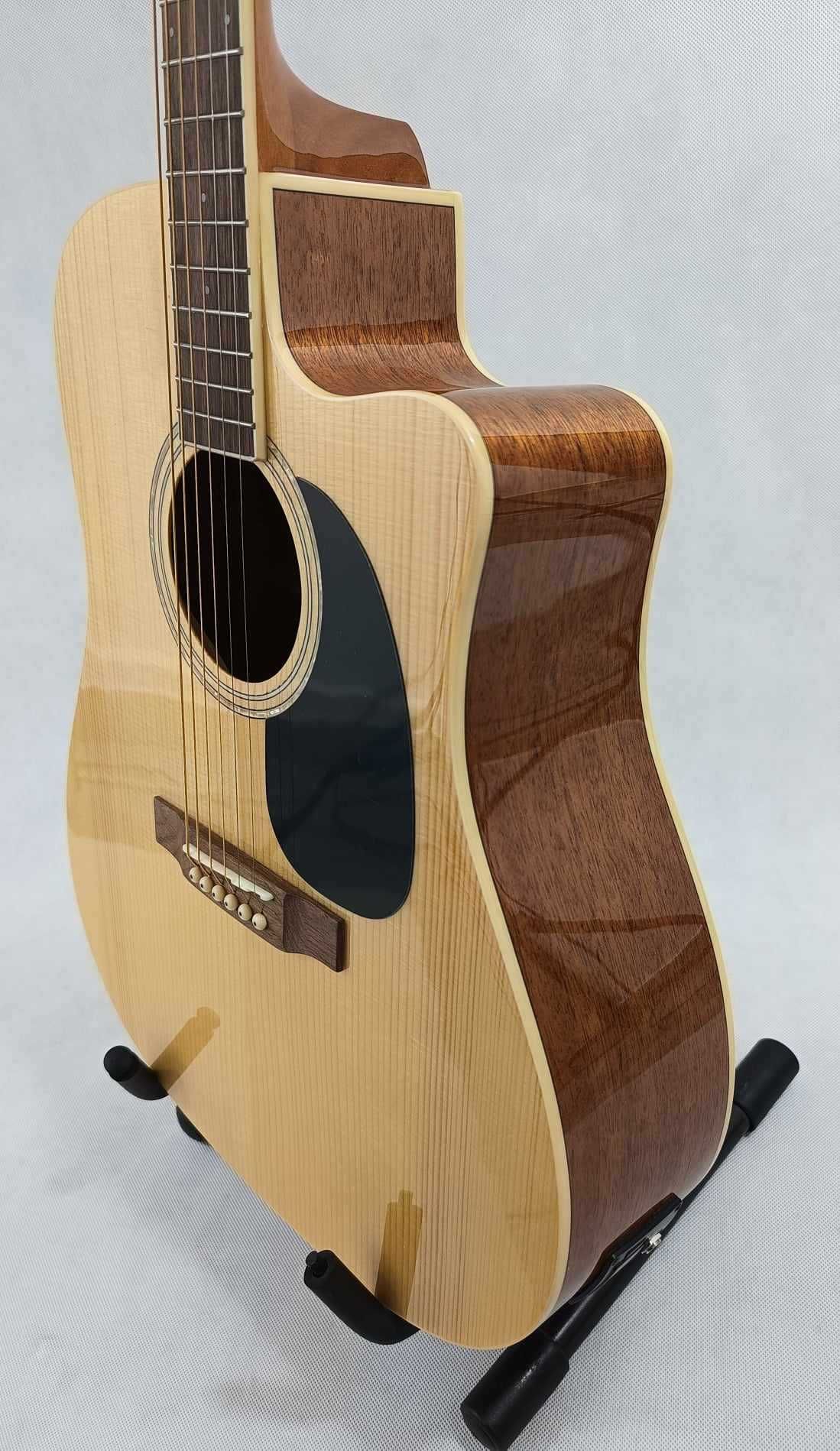 Harley Benton CLD-60SCE NT Custom Line-gitara elektro akustyczna