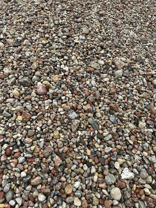 Zwir piasek ziemia tluczen