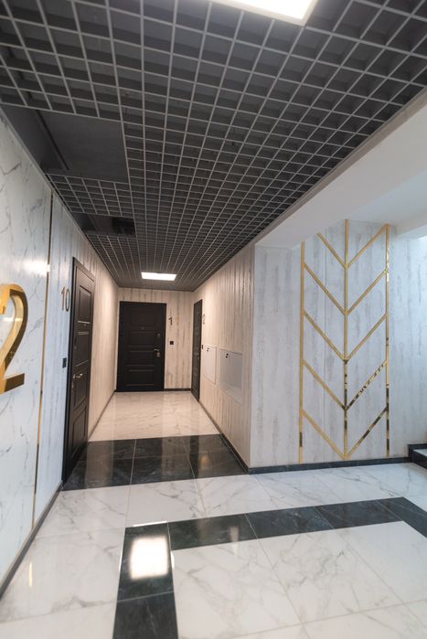 2к квартира 74 м/кв у розтермінування