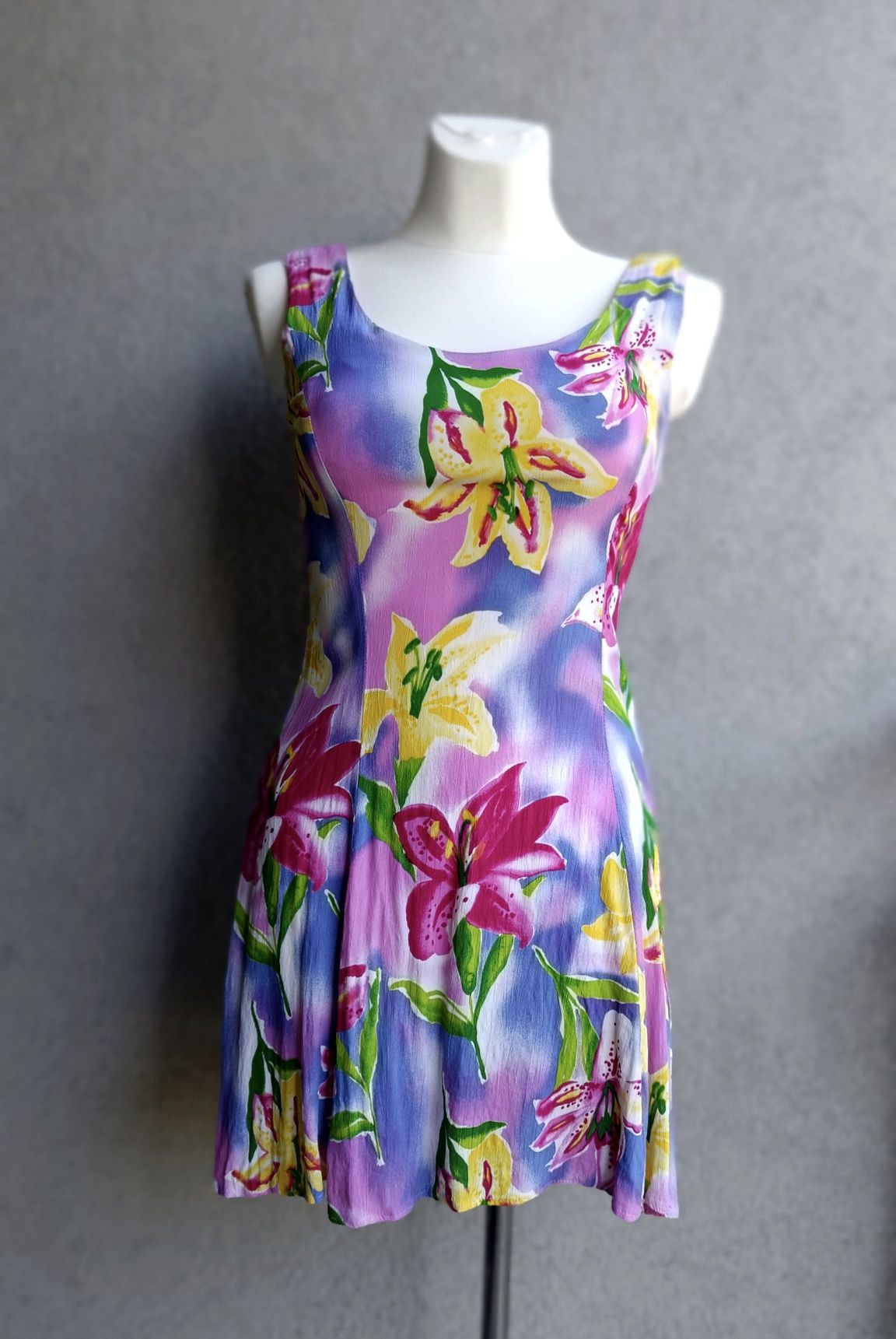 Sukienka cocktail floral biust 40,5x2 S 36 kwiaty '90s vintage