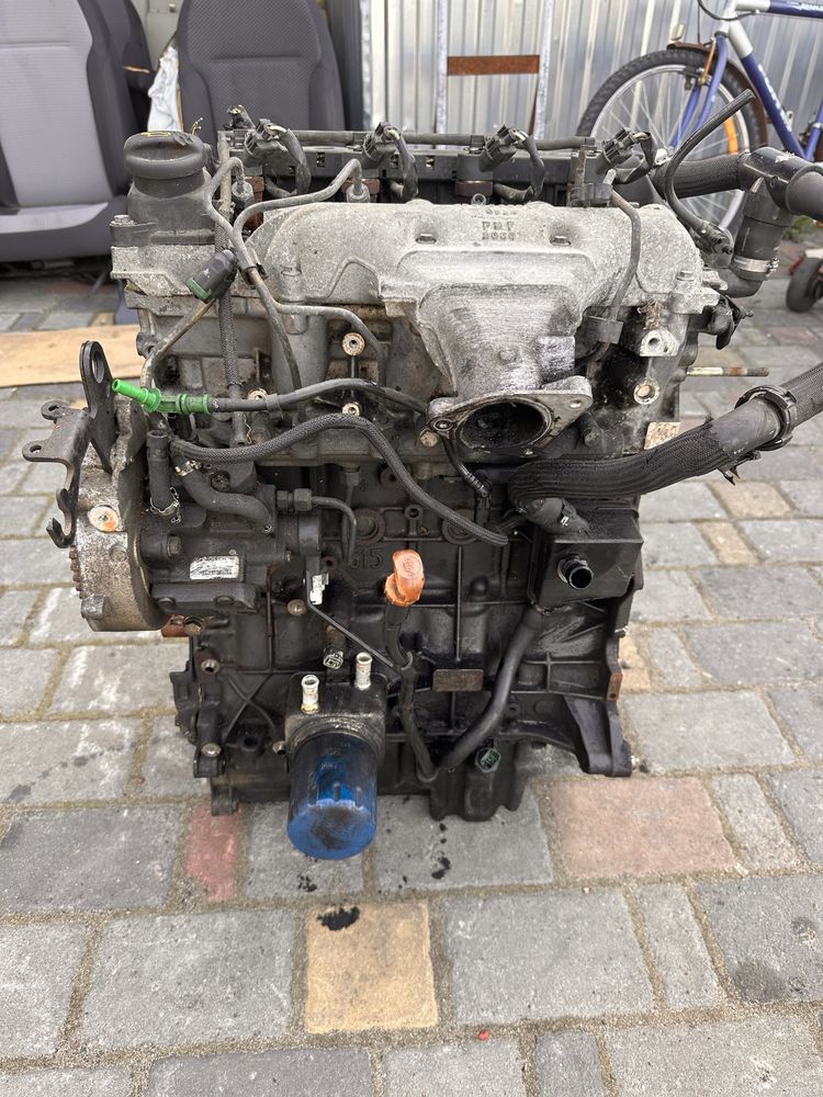 Двигатель Citroen C8 Peugeot 807 Fiat Ulisse 2.2 HDI В наличии