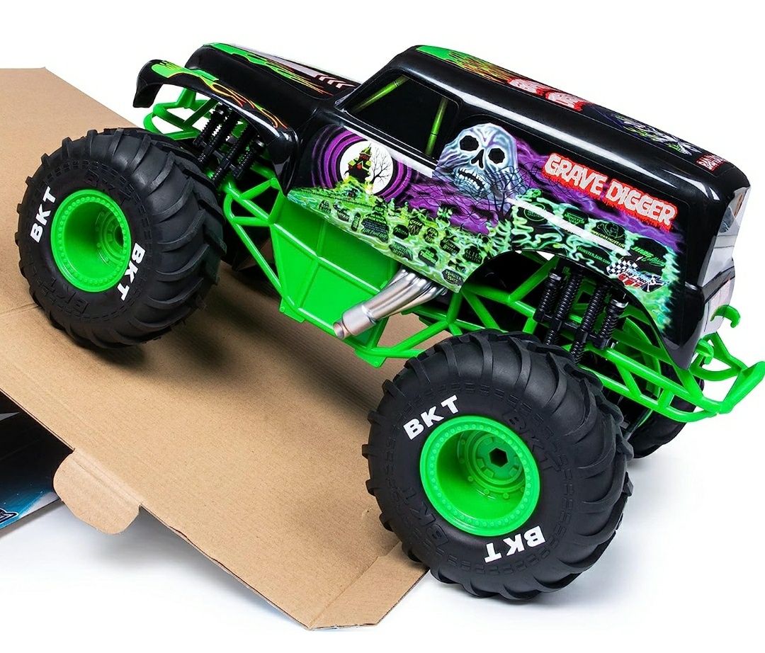 Джип з пультом Monster Jam - Official Grave Digger 1:15, оригінал