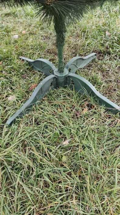 Сосна искусственная / Елка новогодняя