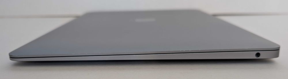 Apple MacBook Air 13 2018/13.3/i5-8210Y-3.6GH/8GB/SSD256/Sonoma 14.8.2