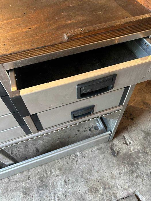 Гараж Стеллажи Германия