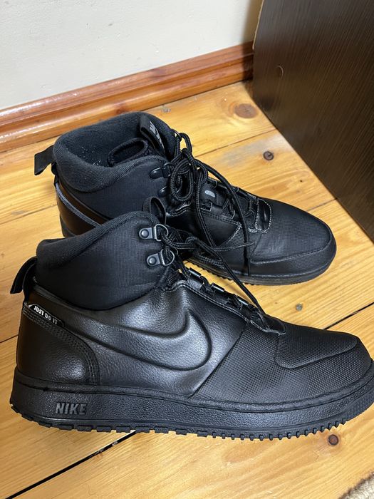 Чоловічі черевики Nike