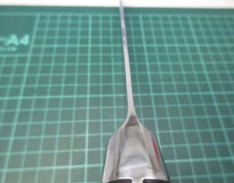 Японський кований кухонний ніж Guto