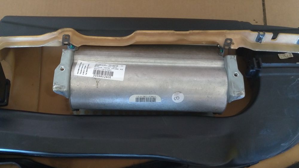 Tablier Mercedes Benz C 200, 220, 270cdi (W203). 2000/2007.